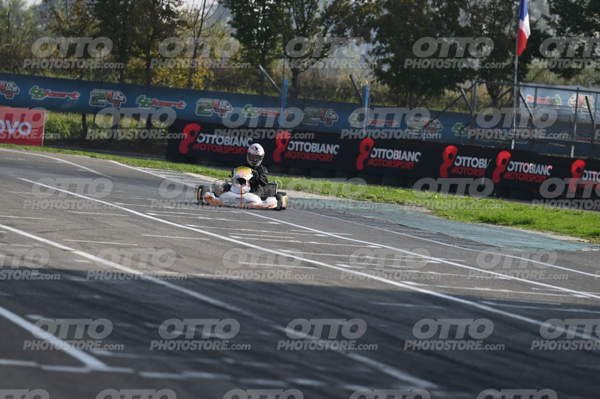 KART 214 · DSH_5470