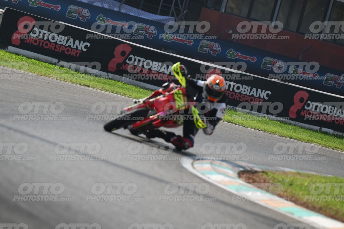 SUPERMOTO 276 · DSH_5516