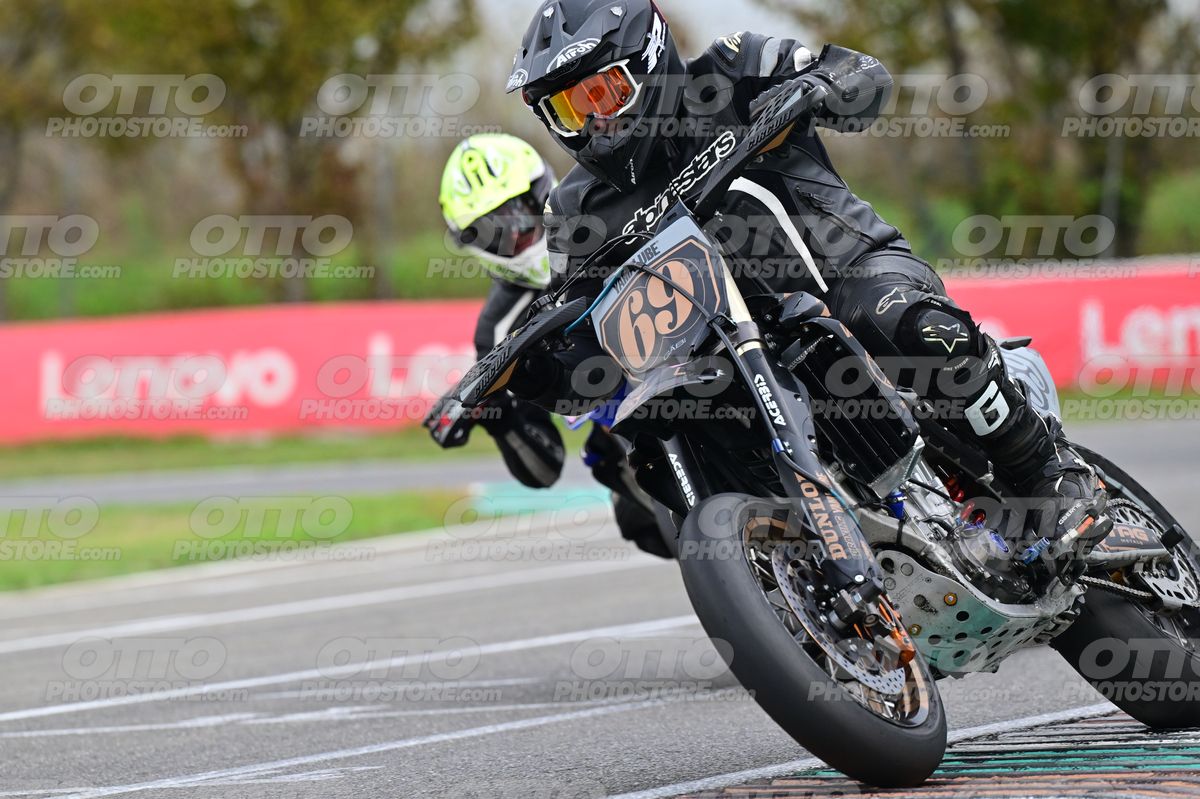 SUPERMOTO 69 · DSH_5542