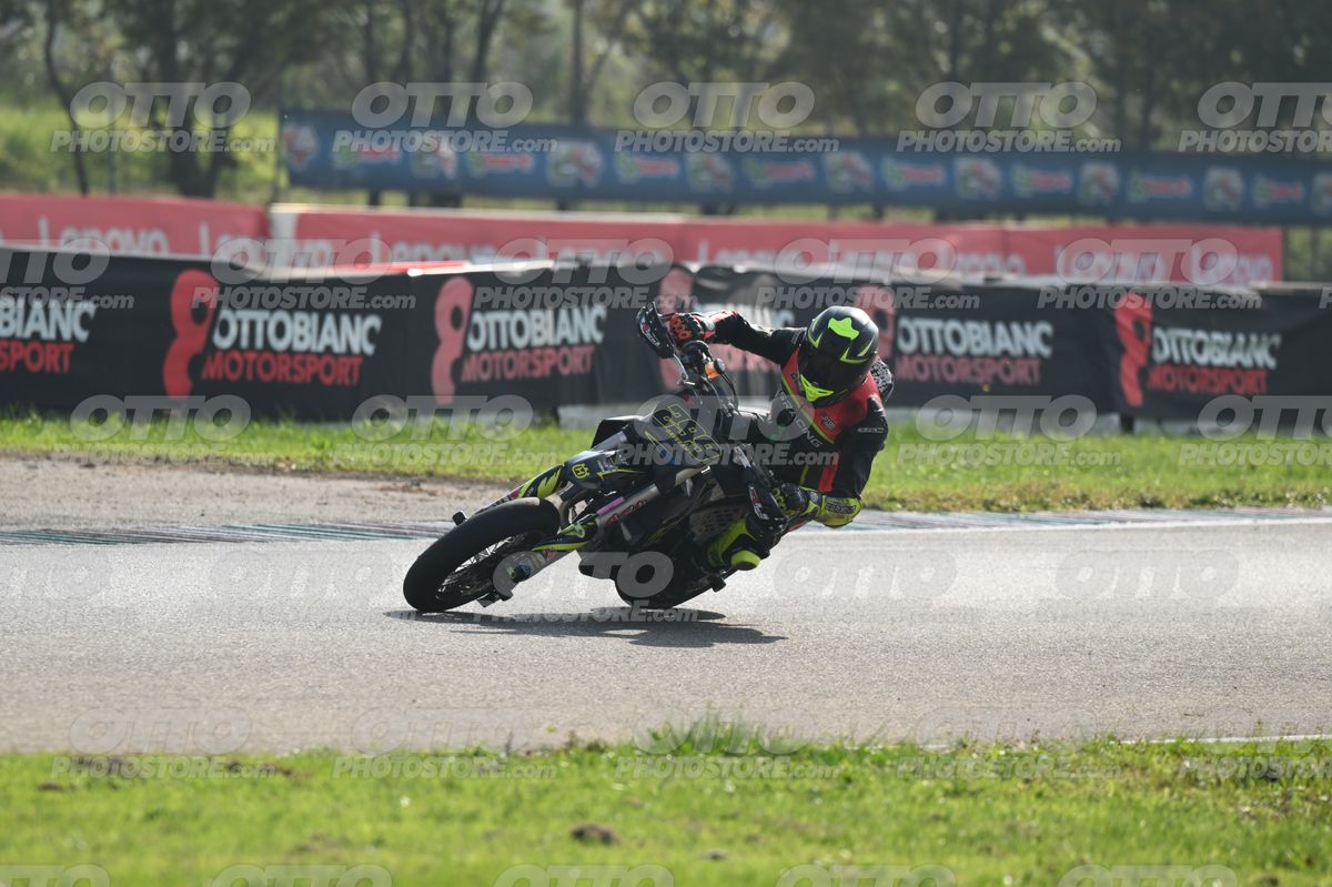 SUPERMOTO 299 · DSH_5557
