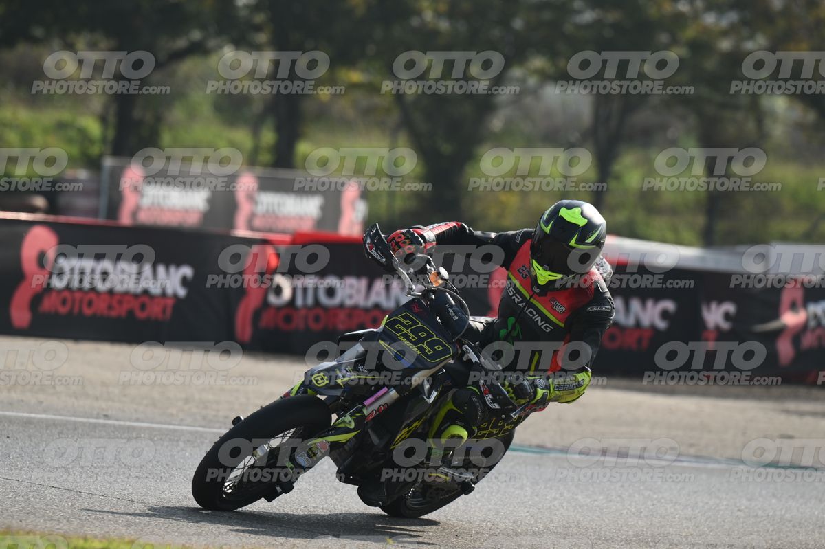 SUPERMOTO 299 · DSH_5560