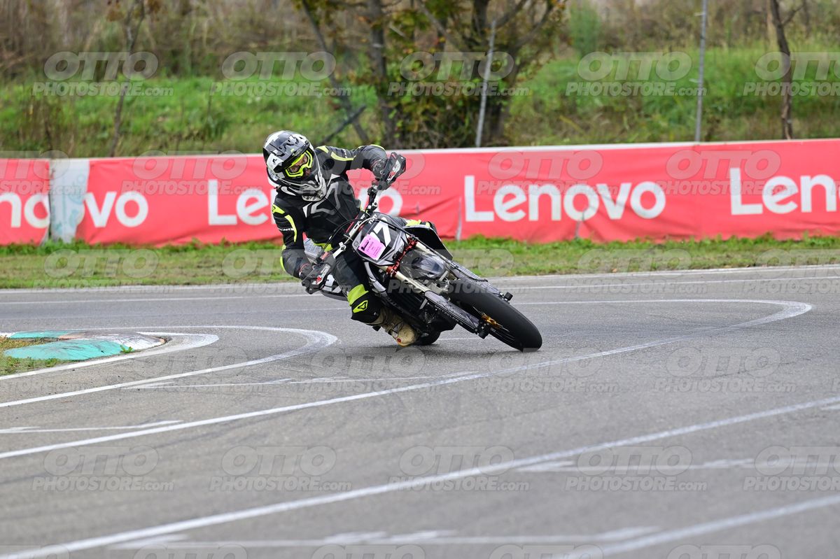 SUPERMOTO 27 · DSH_5570