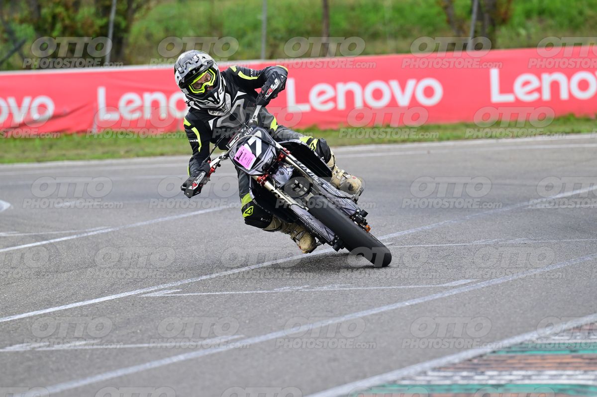 SUPERMOTO 27 · DSH_5573