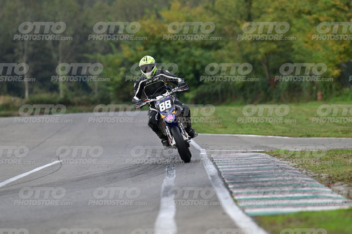 SUPERMOTO 88 · DSH_5672