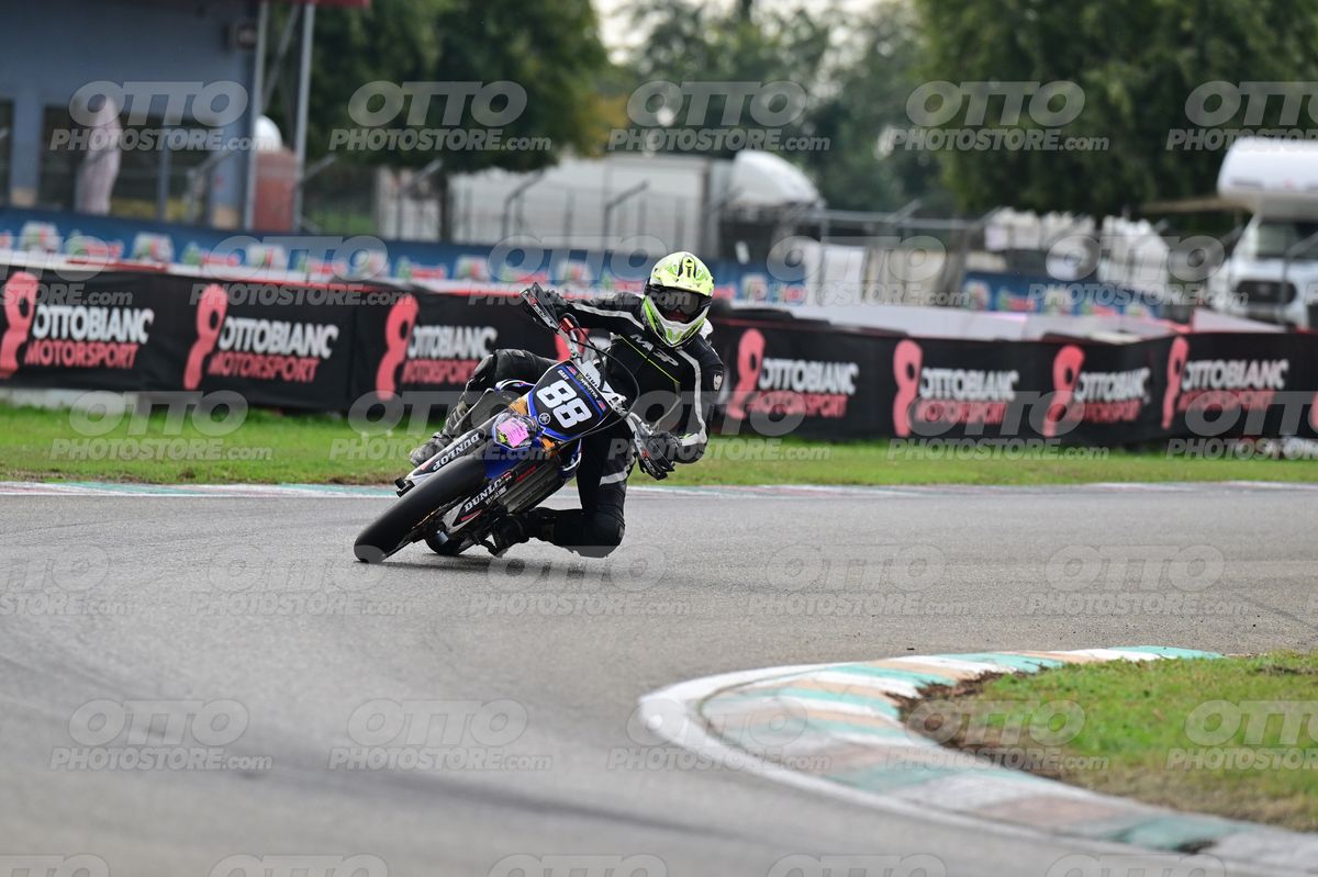 SUPERMOTO 88 · DSH_5726