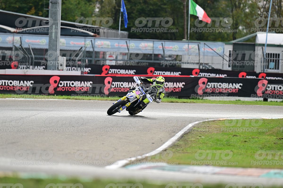 SUPERMOTO 72 · DSH_5775