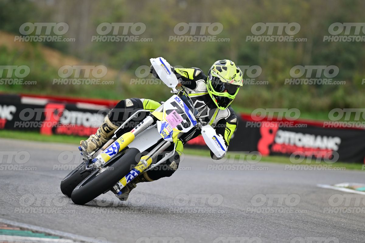 SUPERMOTO 72 · DSH_5817