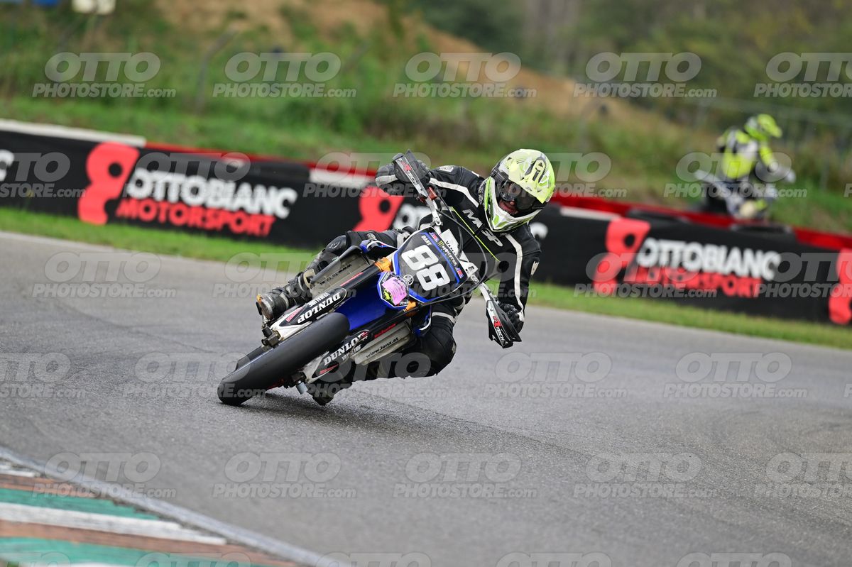 SUPERMOTO 88 · DSH_5830