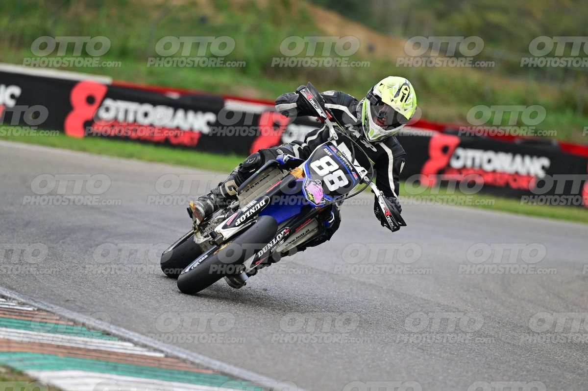 SUPERMOTO 88 · DSH_5831