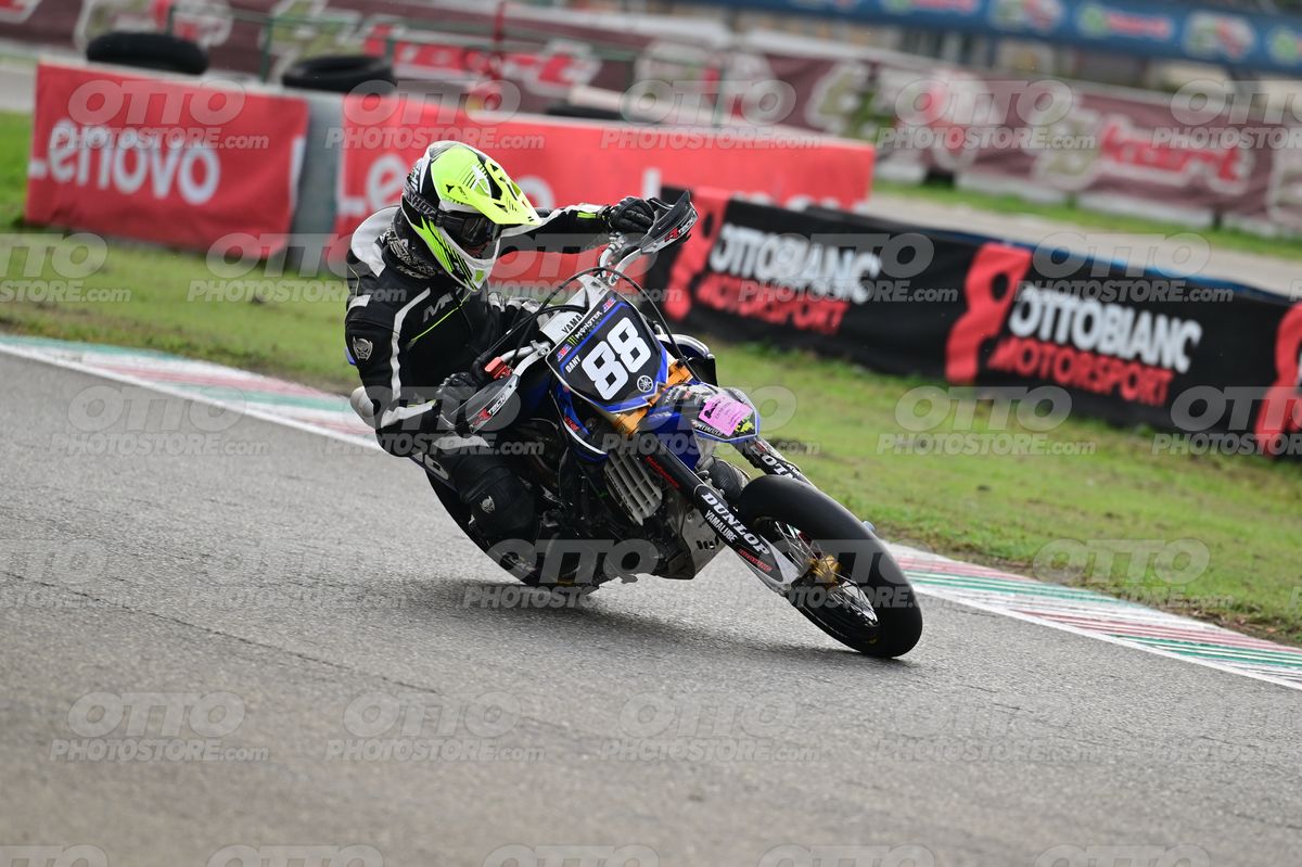 SUPERMOTO 88 · DSH_5836