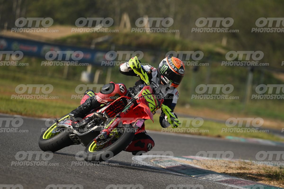 SUPERMOTO 276 · DSH_5875