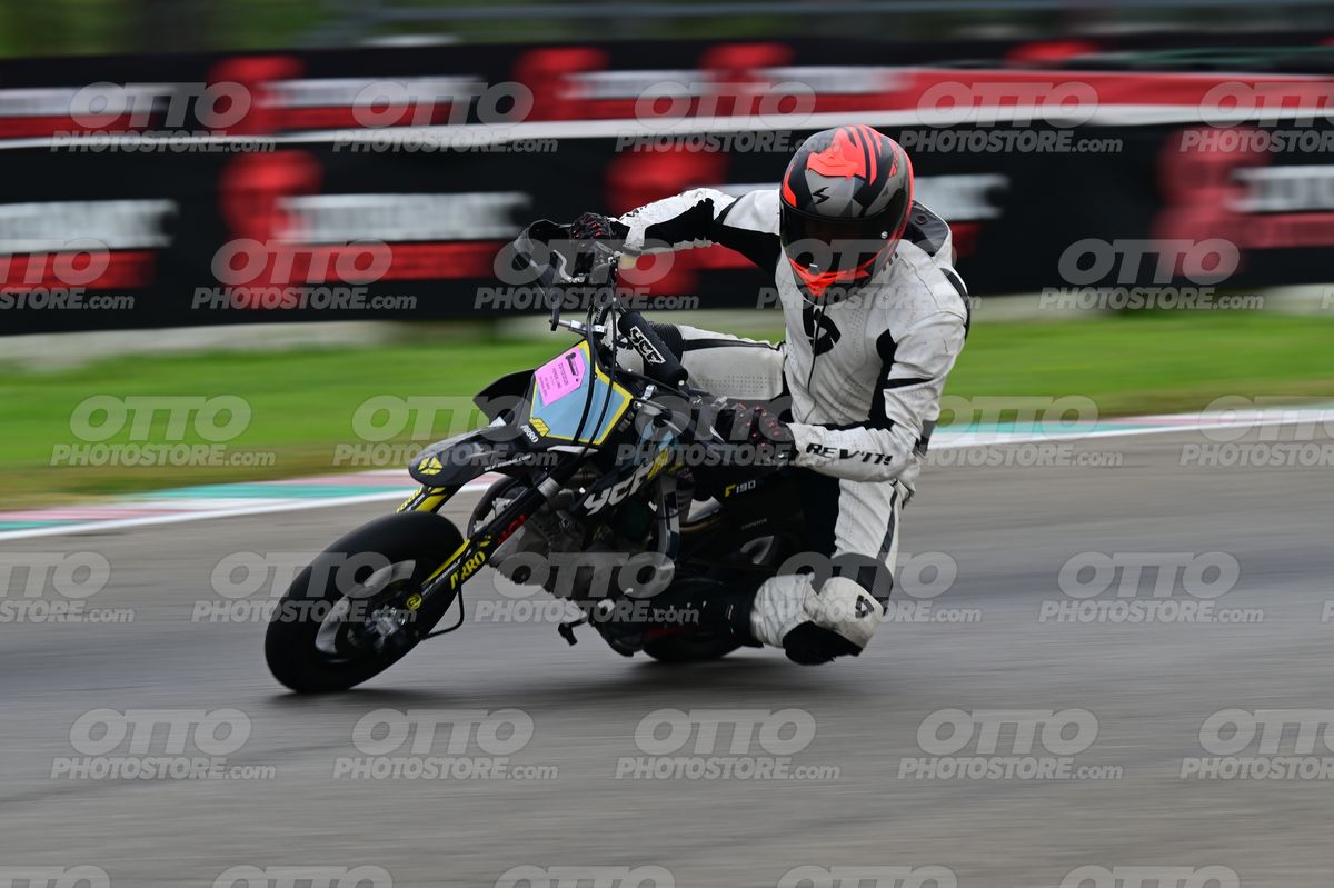 PITBIKE - SCOOTER 00 · DSH_5892