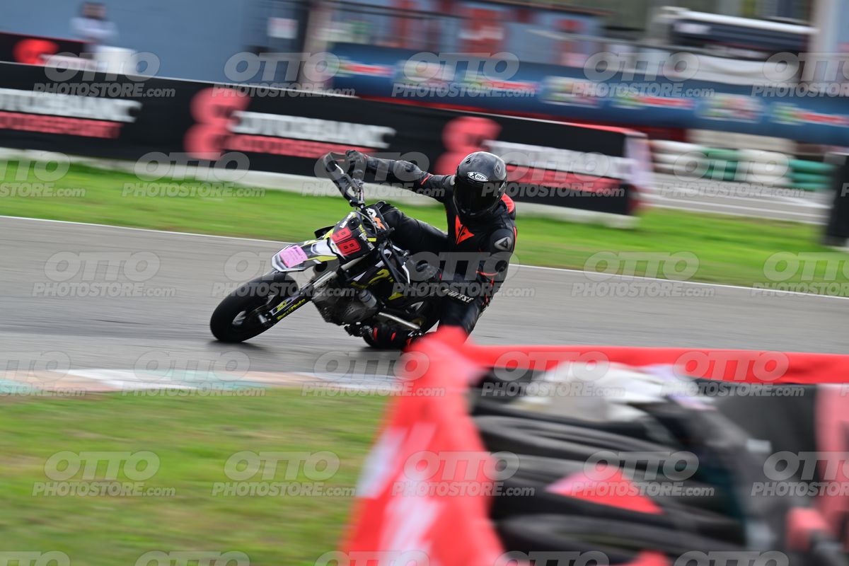 PITBIKE - SCOOTER 98 · DSH_5906