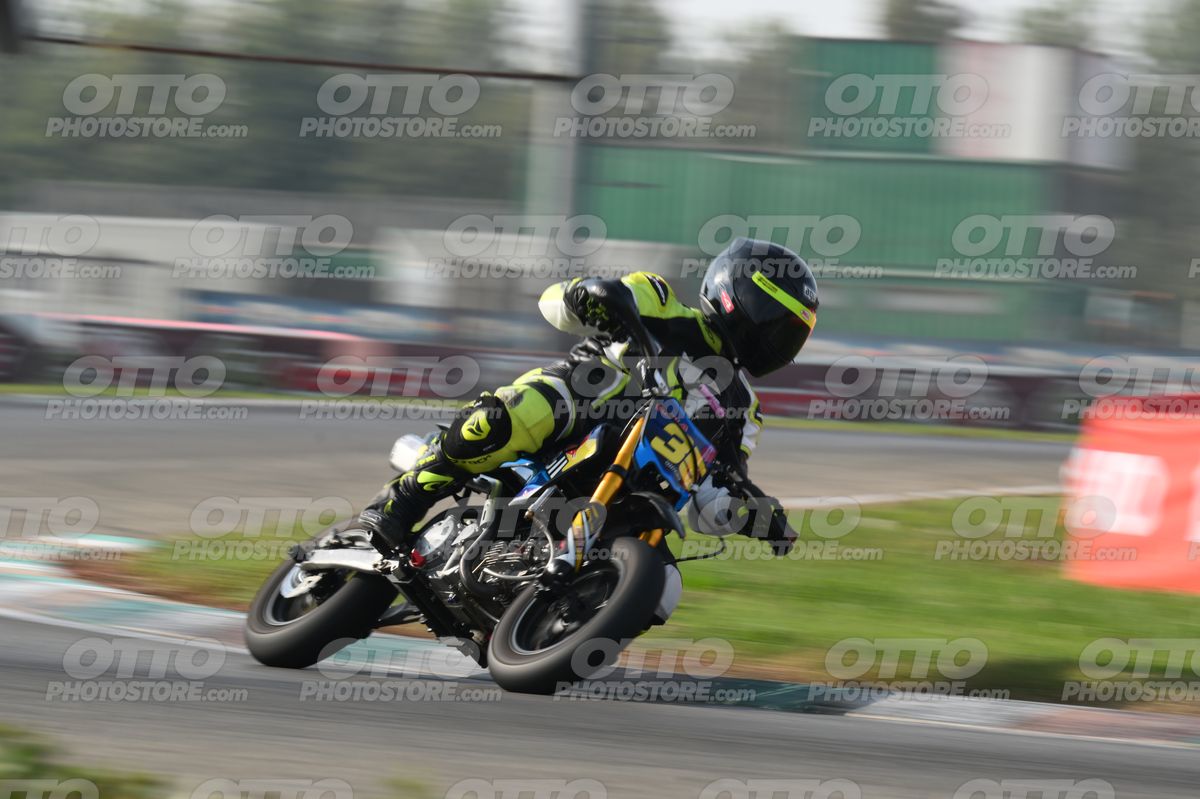 PITBIKE 35 · DSH_6046