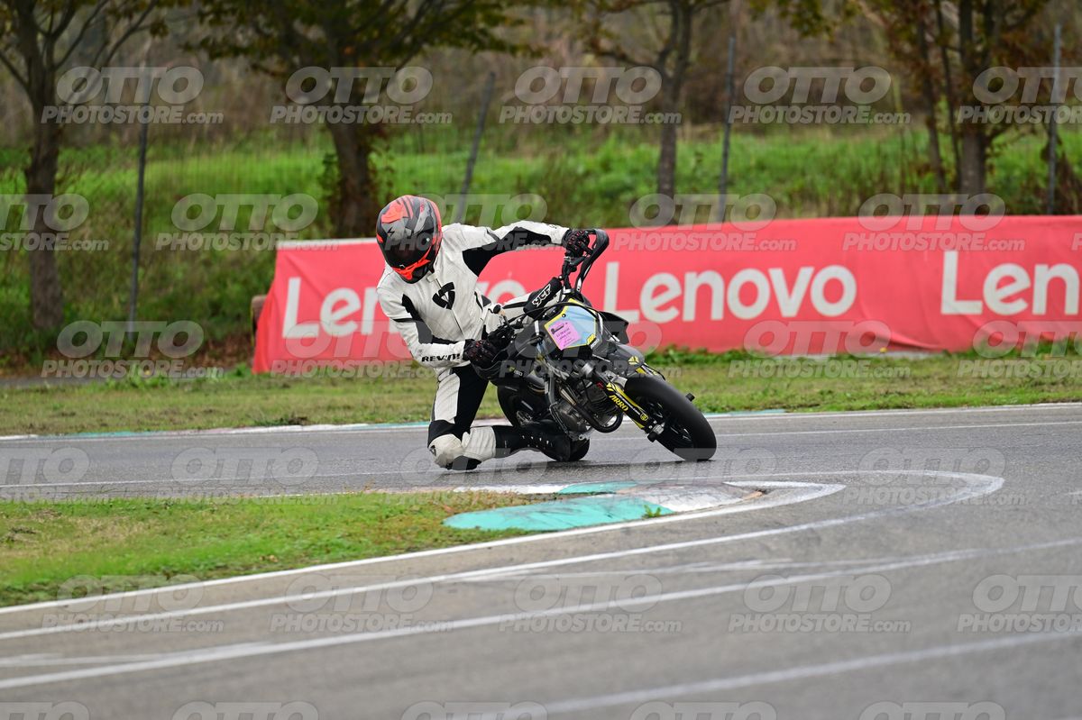 PITBIKE - SCOOTER 00 · DSH_6070