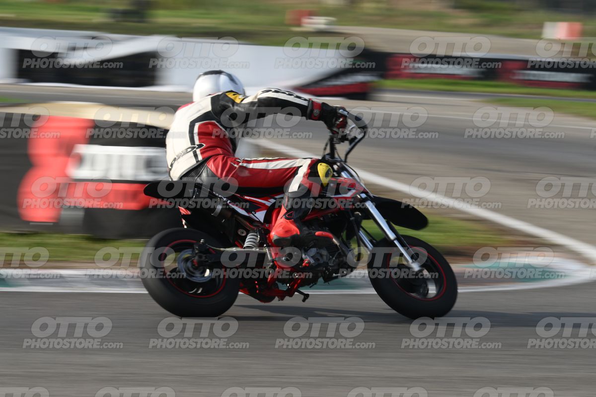 PITBIKE RED WHITE PITBIKE · DSH_6140