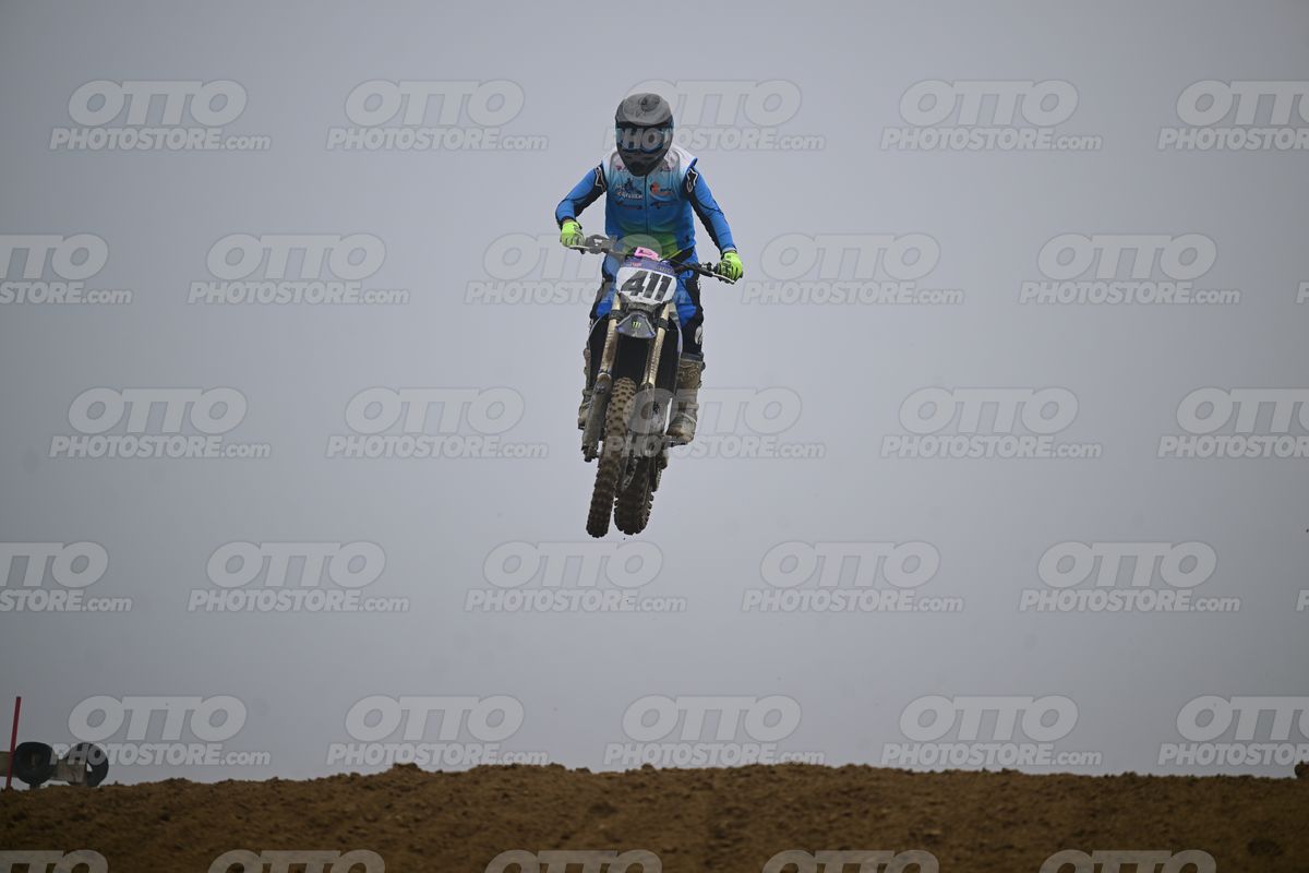411 · DSH_6189