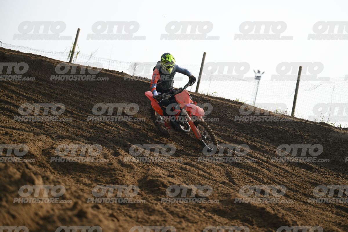0 - KTM NO GRP (yellow helmet) · DSH_6588