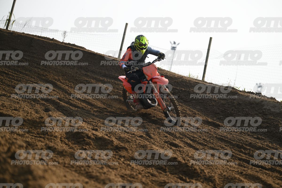 0 - KTM NO GRP (yellow helmet) · DSH_6589