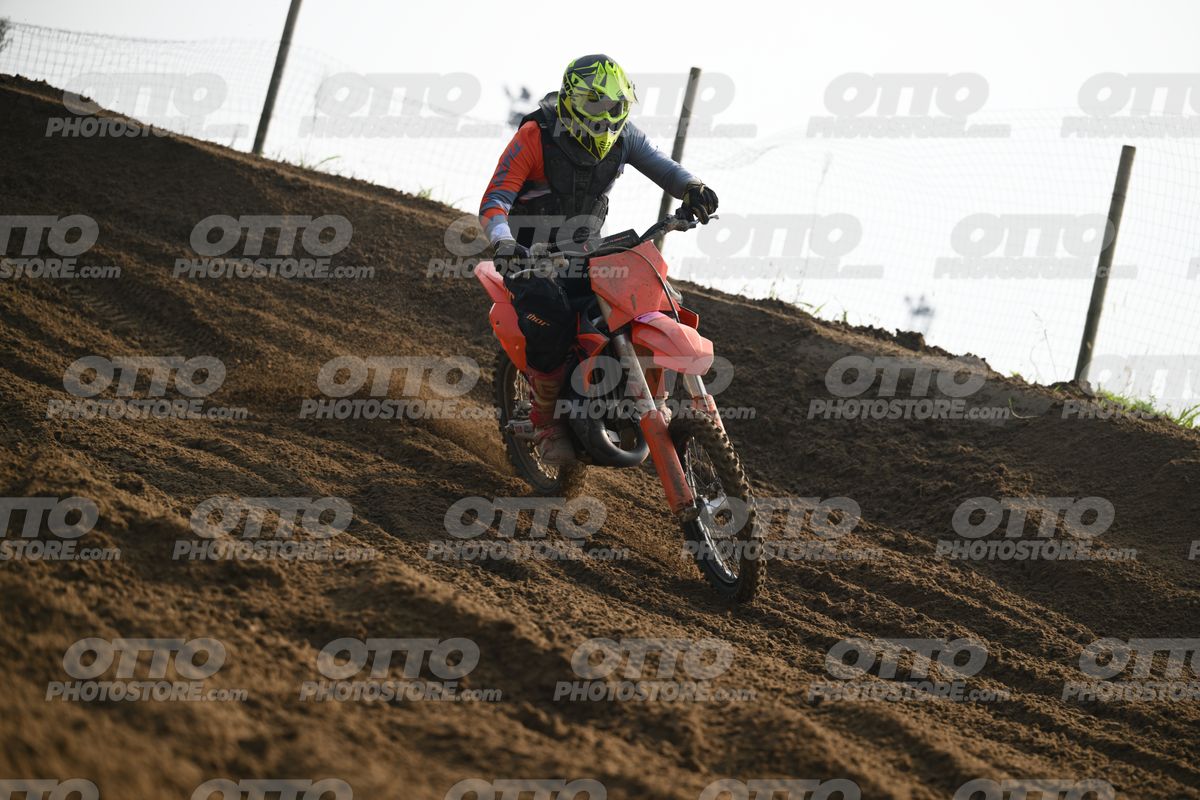 0 - KTM NO GRP (yellow helmet) · DSH_6590