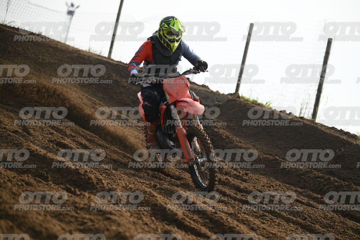 0 - KTM NO GRP (yellow helmet) · DSH_6591