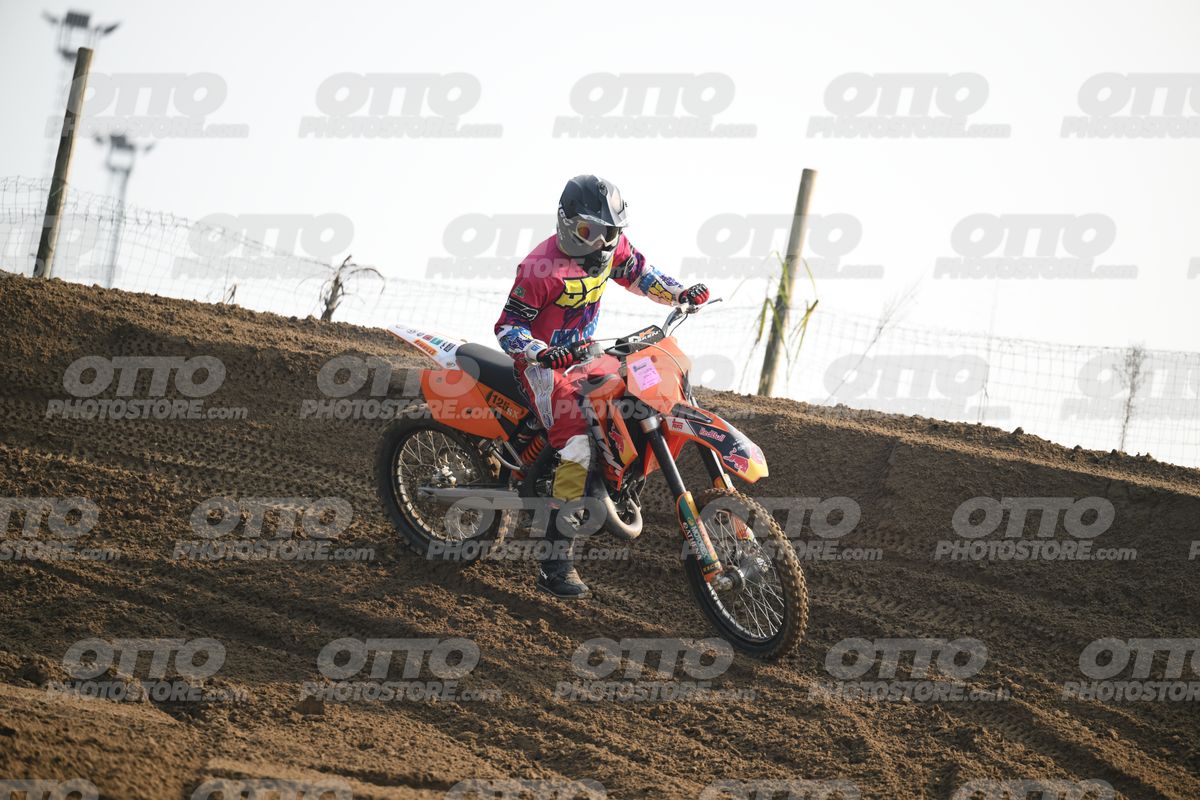 0 - KTM · DSH_6654