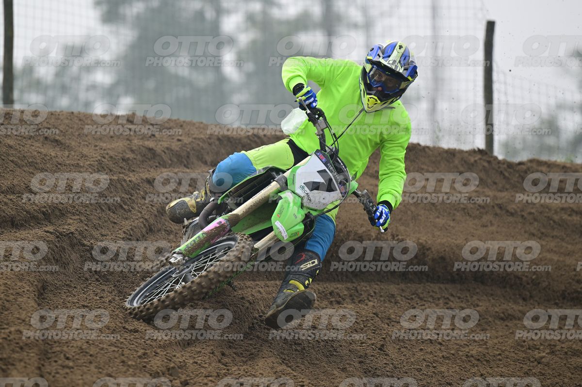 7 GREEN · DSH_6666