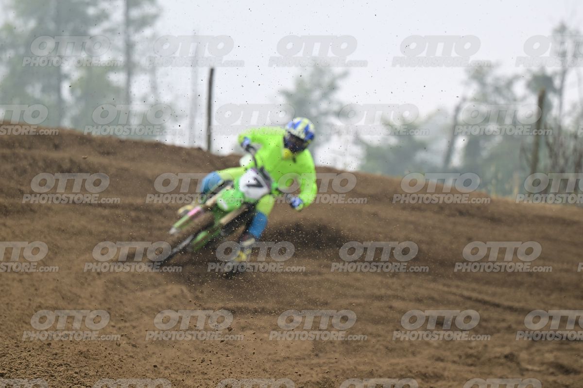 7 GREEN · DSH_6745
