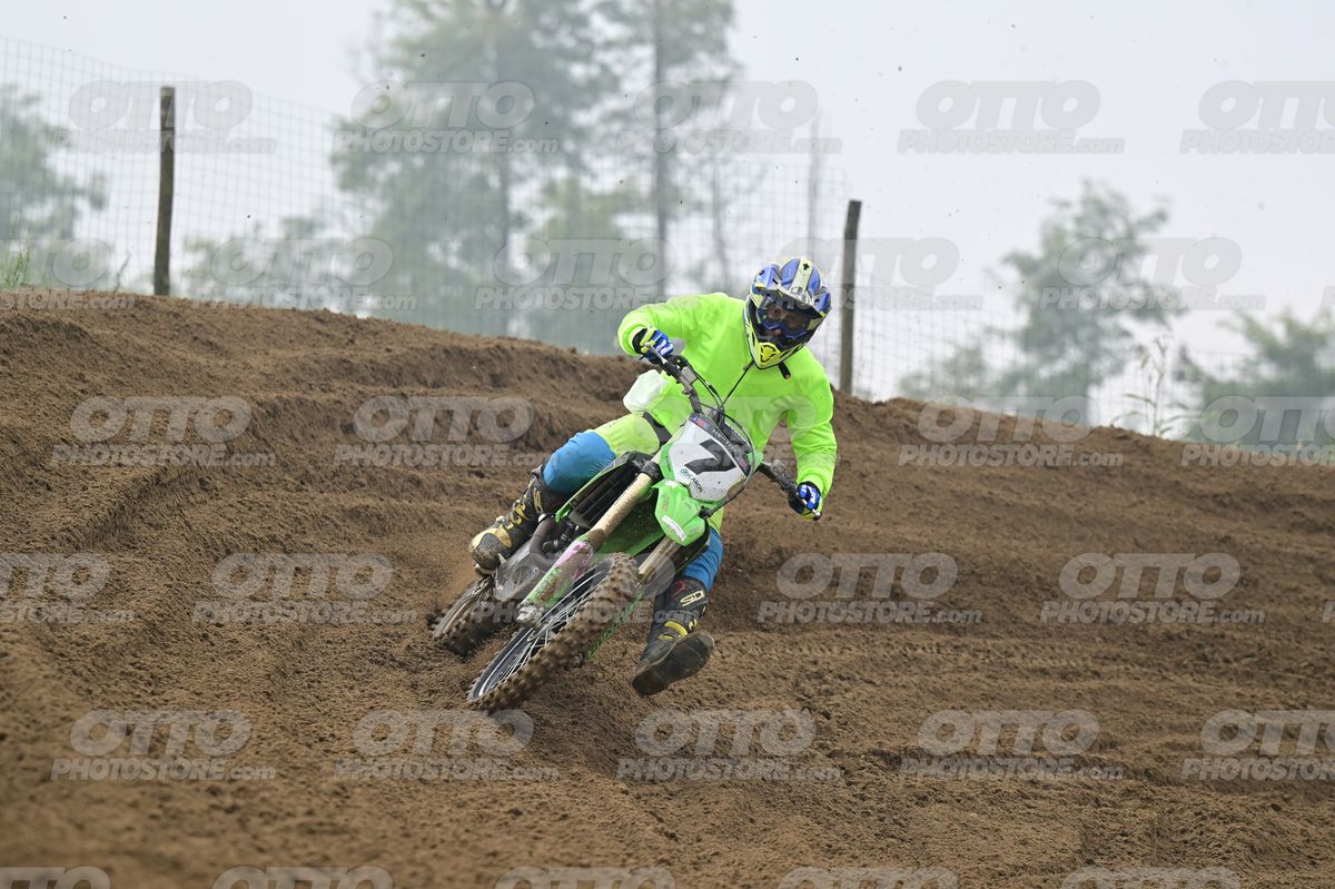 7 GREEN · DSH_6747