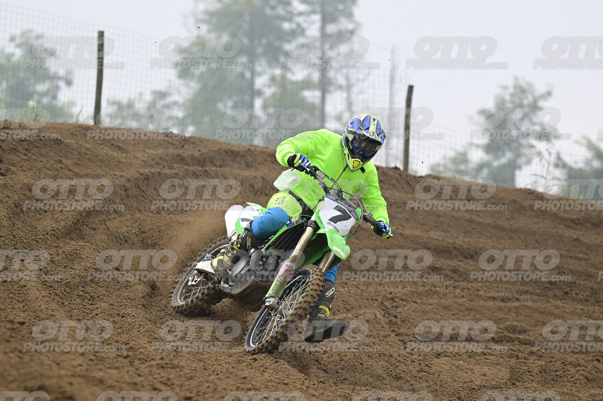 7 GREEN · DSH_6748