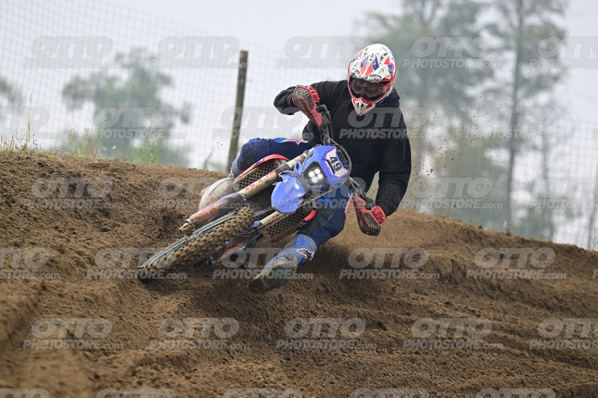 49 · DSH_6779