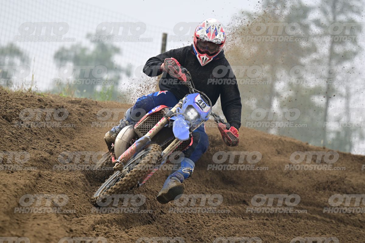49 · DSH_6780