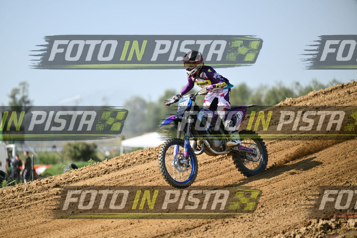 70 · DSH_6807