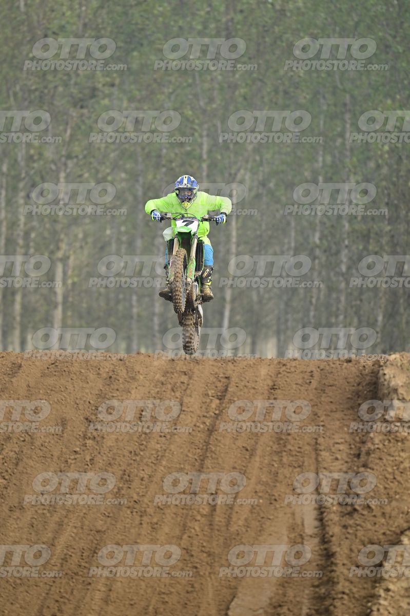 7 GREEN · DSH_6914
