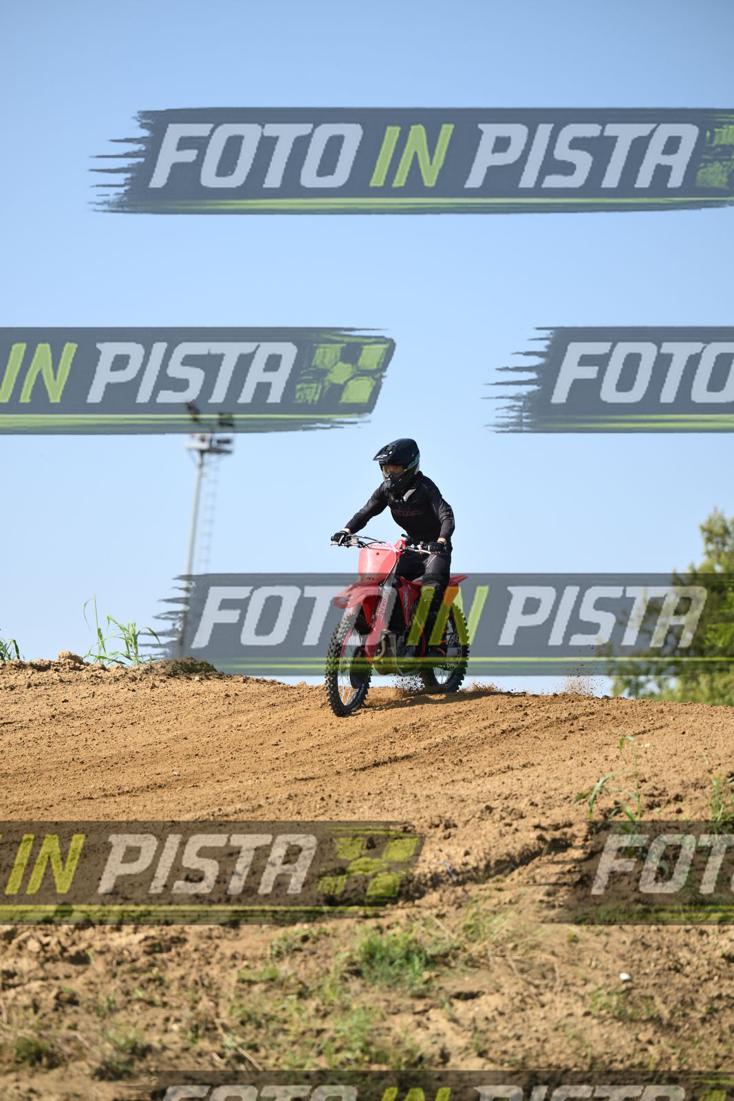 RED HONDA - ALL BLACK · DSH_6955