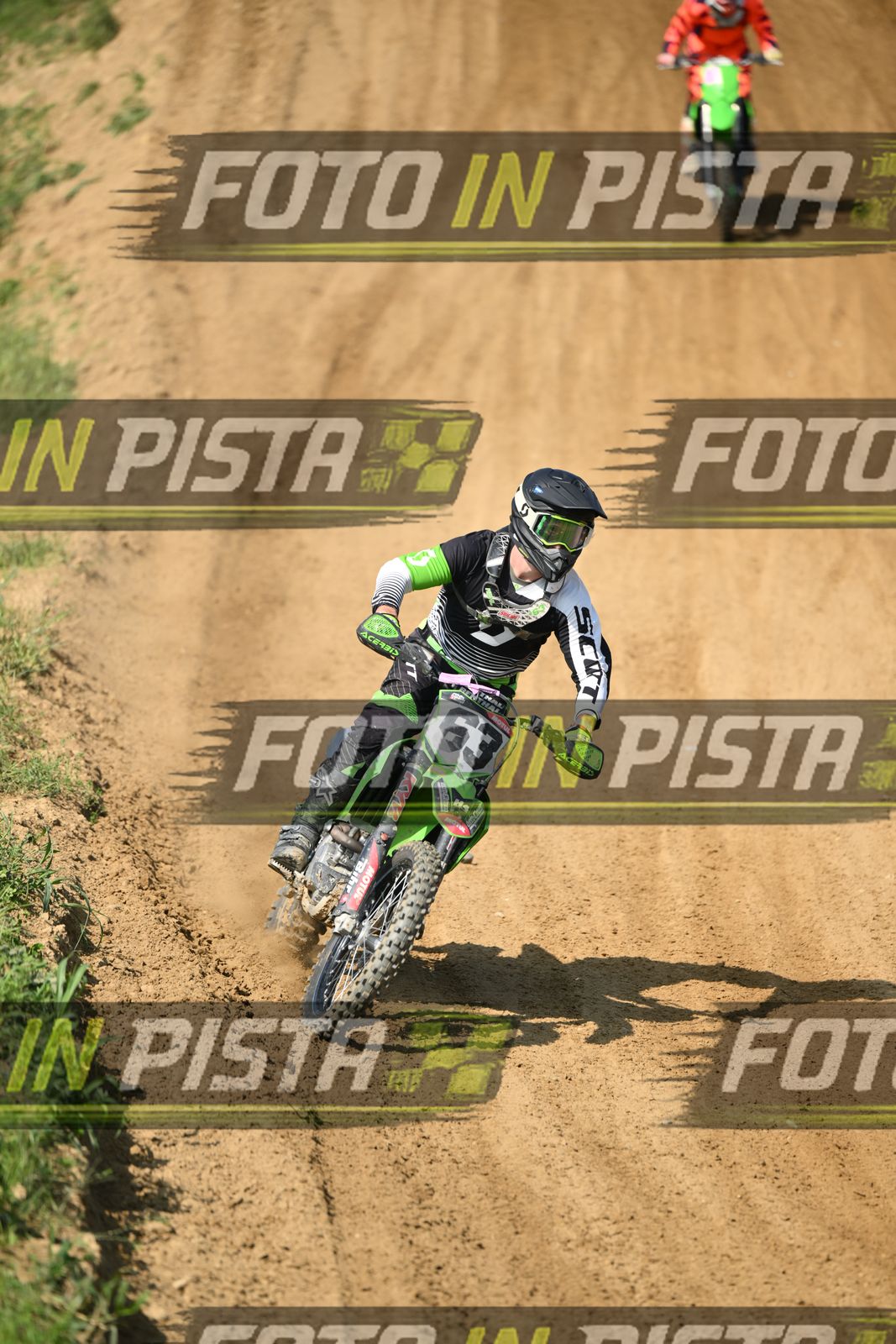 63 · DSH_7079