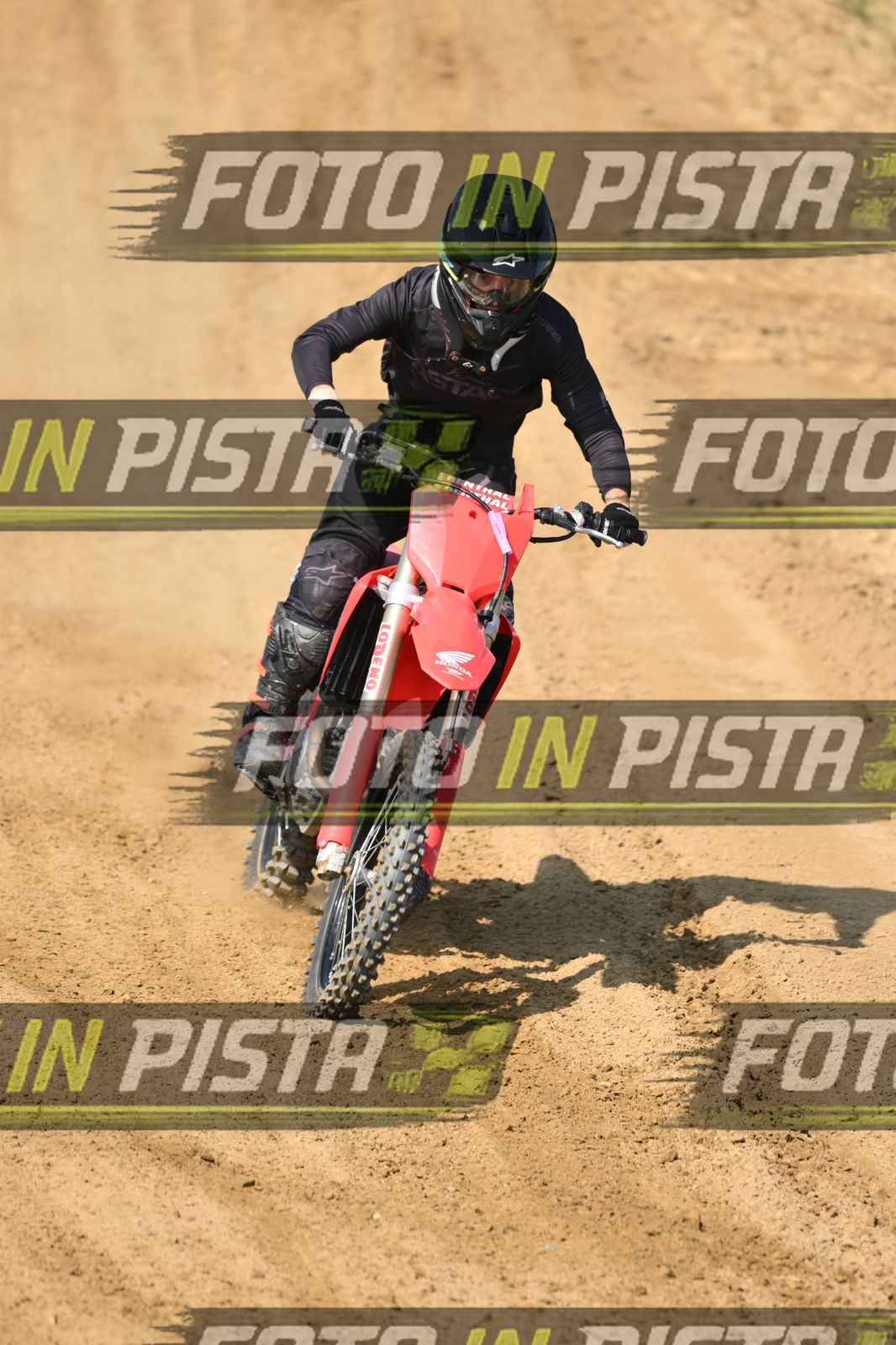 RED HONDA - ALL BLACK · DSH_7119
