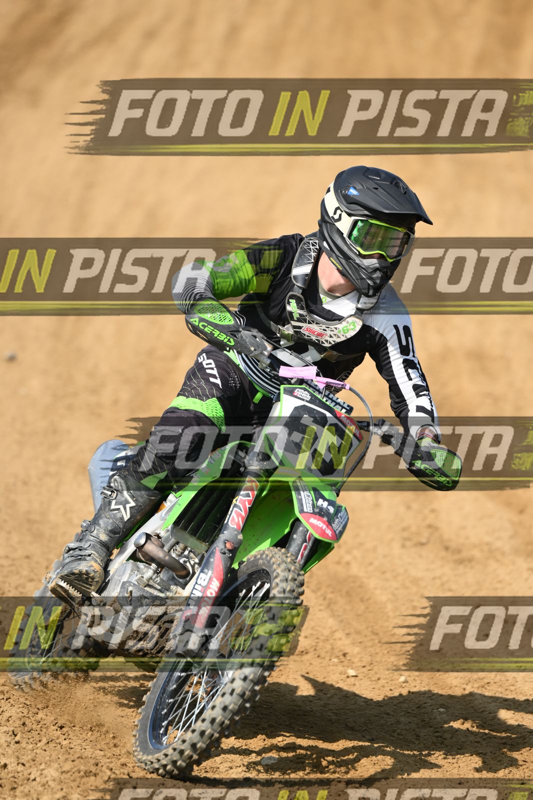 63 · DSH_7143
