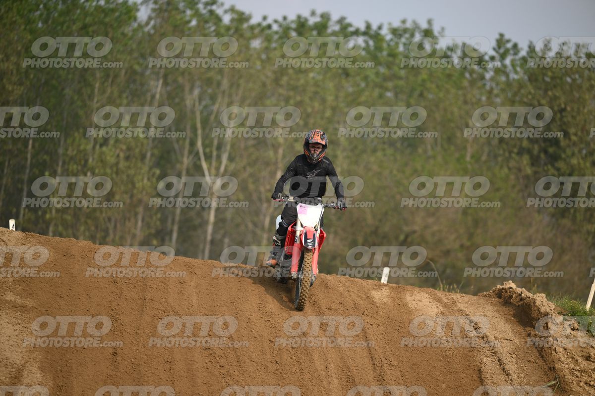 0 - CRF Black Suite (Orange Black helmet) · DSH_7155