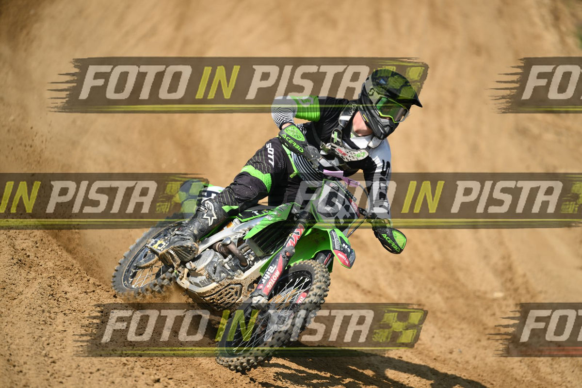 63 · DSH_7176