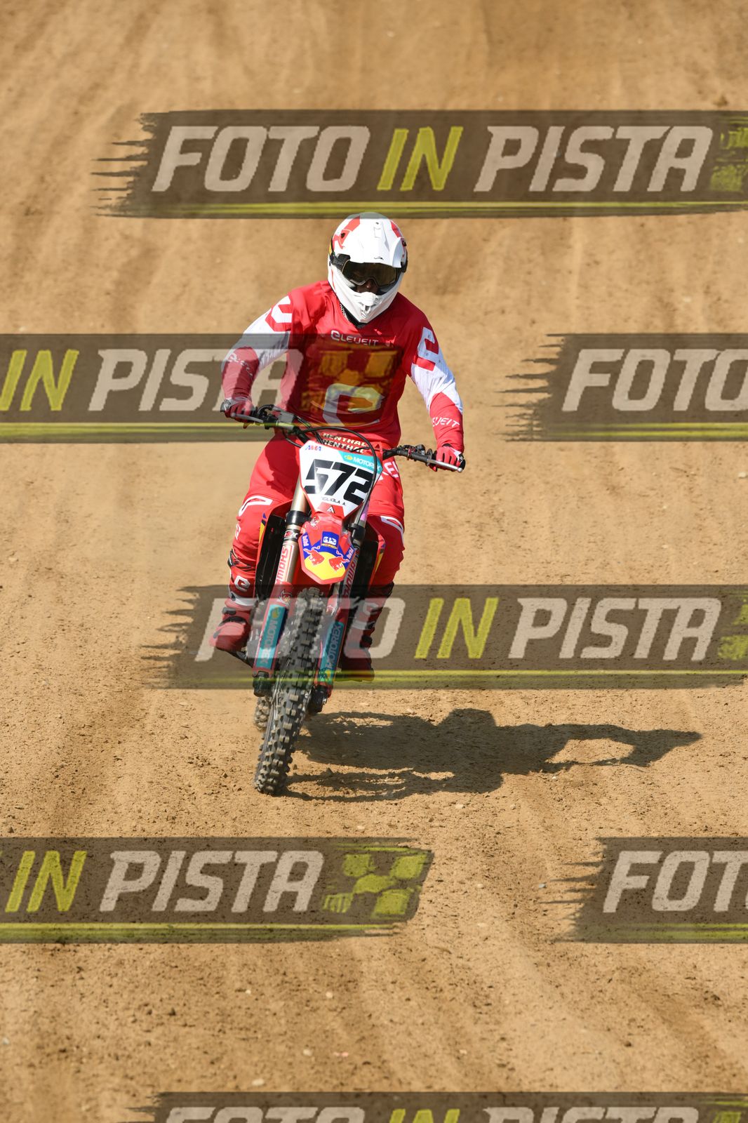 572 · DSH_7284
