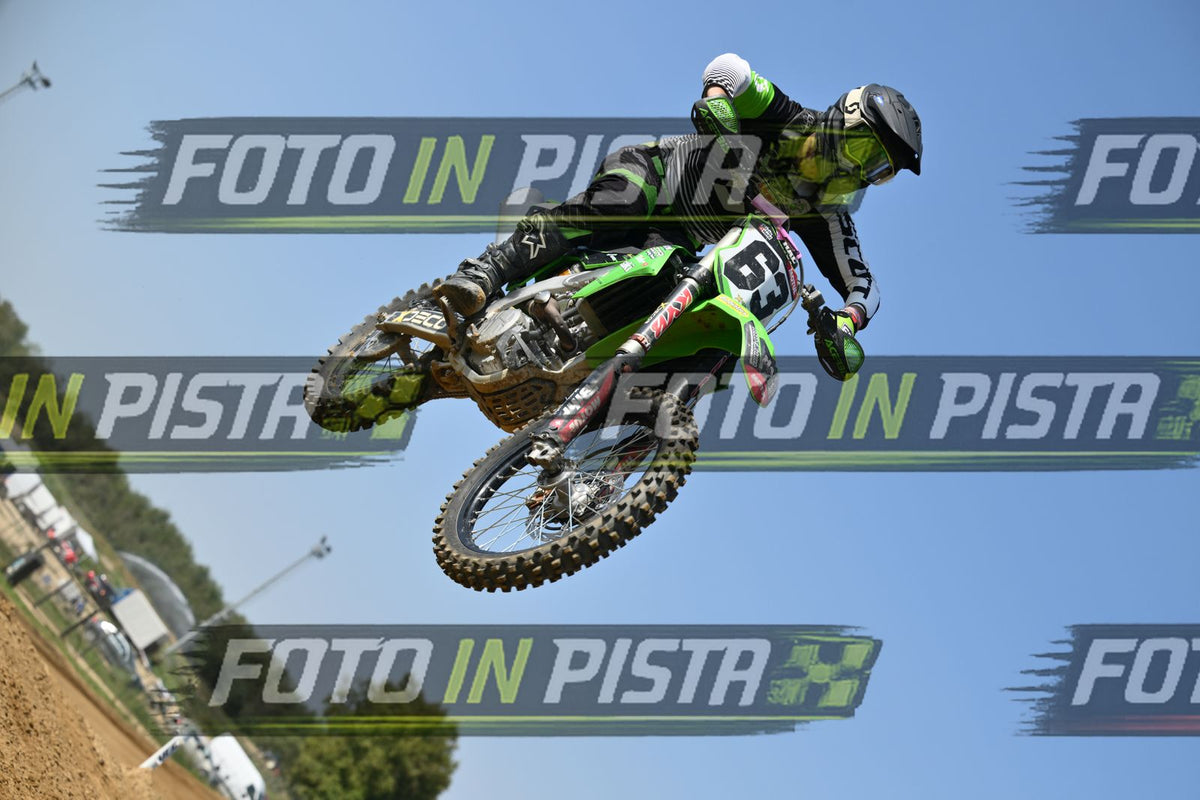 63 · DSH_7303