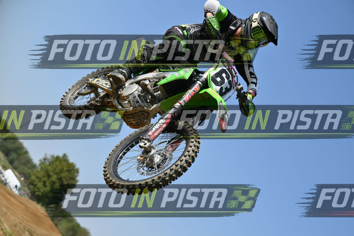63 · DSH_7304
