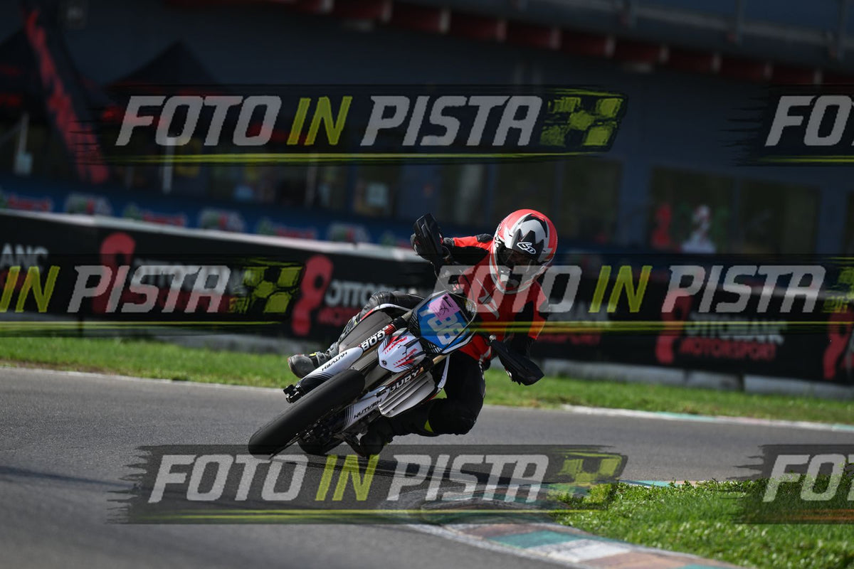788 · DSH_7383
