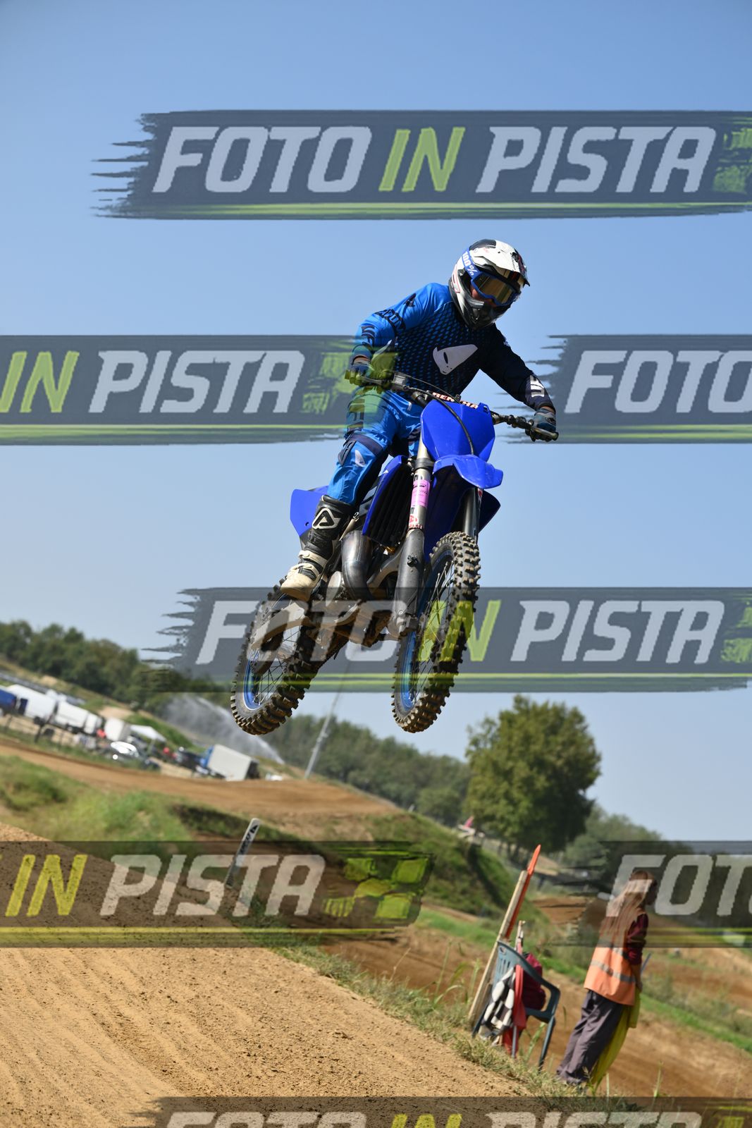 TOTAL BLUE · DSH_7470