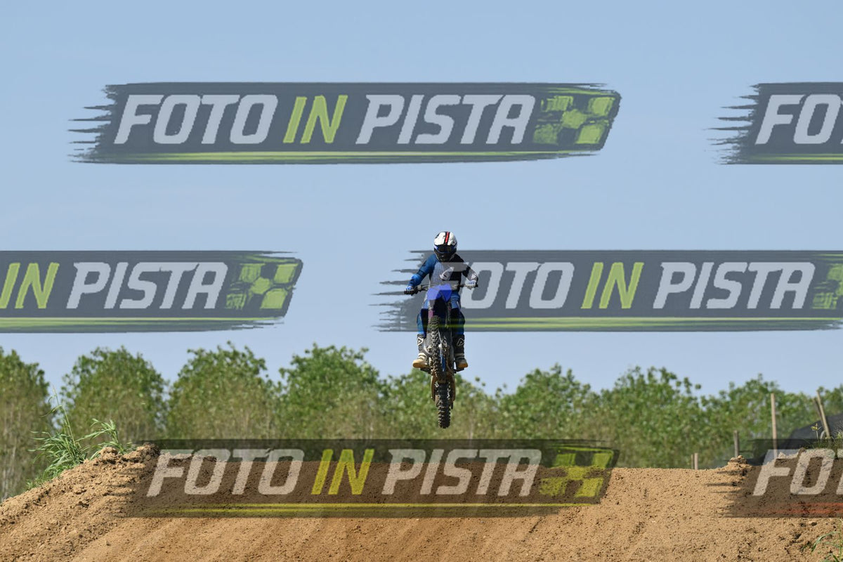 TOTAL BLUE · DSH_7614