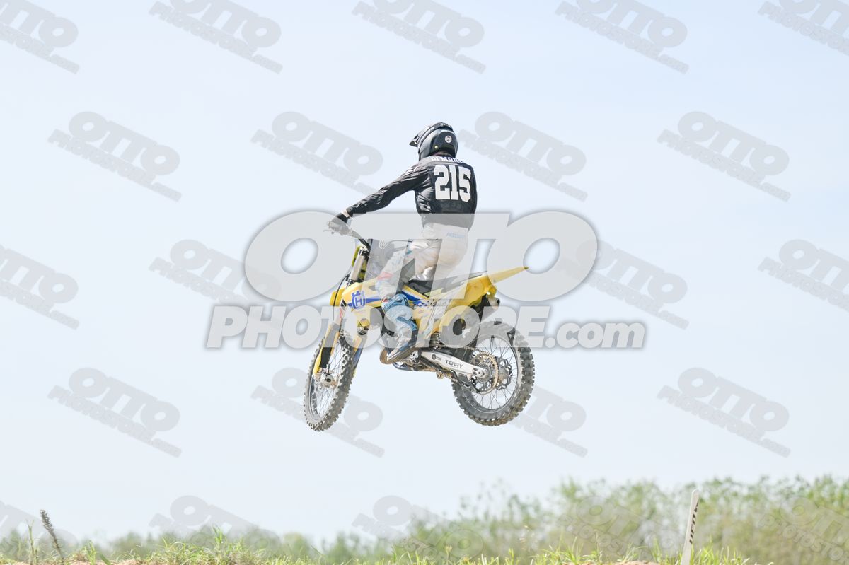 215 · DSH_7790