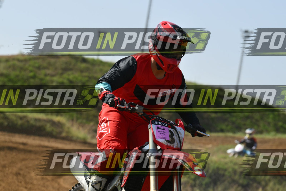 RENT BIKE - LEATT BLACK RED SHIRT · DSH_7797