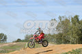 17 · DSH_7823