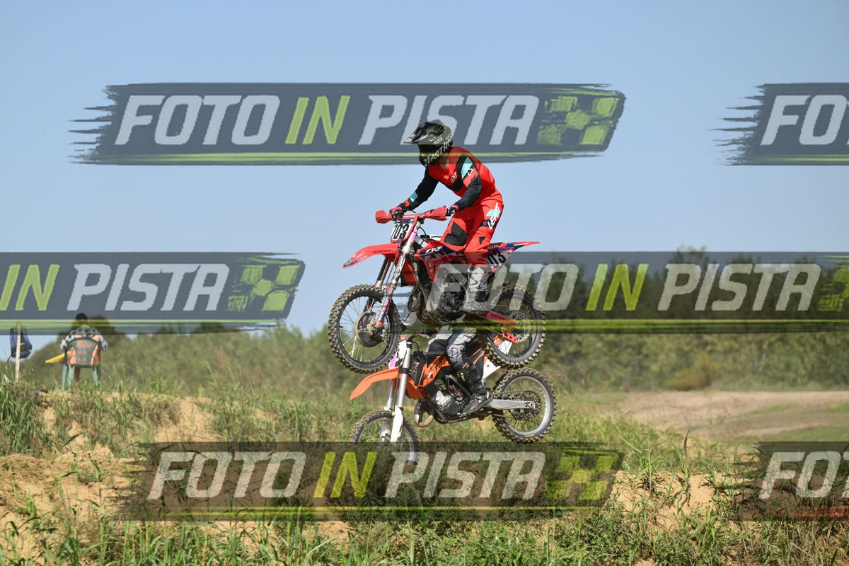 103 · DSH_7878